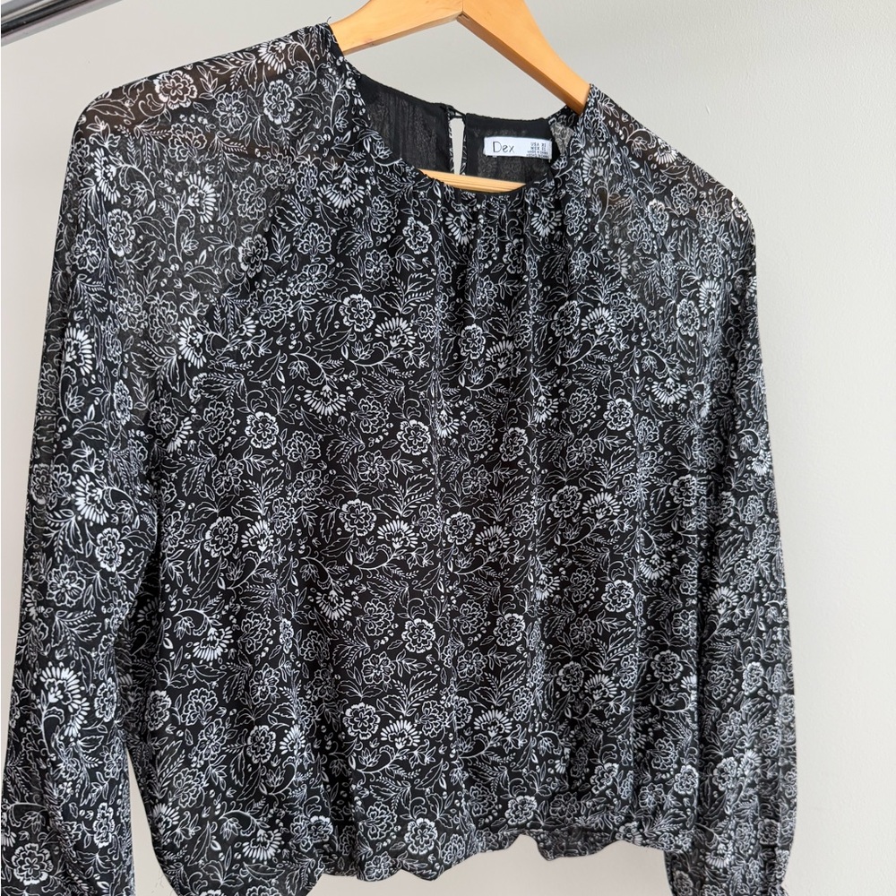 NWOT Dex Elastic Waist Long Sleeve Blouse